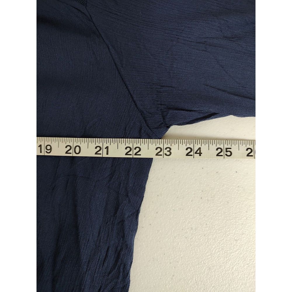Southern Stitch Navy Blue Lace Bell Sleeve Tunic Top XL Boho V-Neck Cutout - Picture 4 of 8